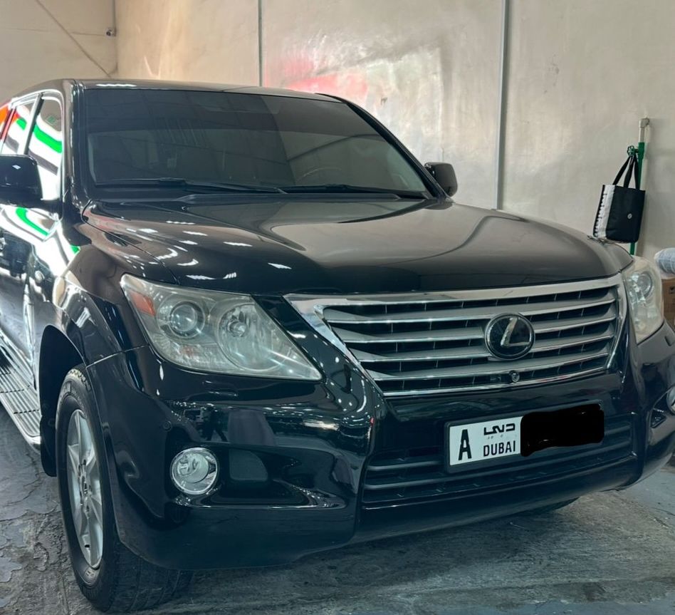 2011 Lexus LX 570 in dubai