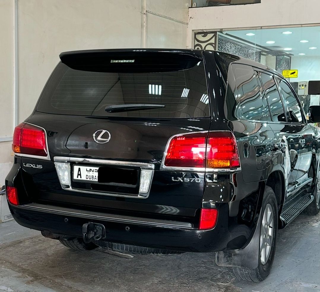 2011 Lexus LX 570