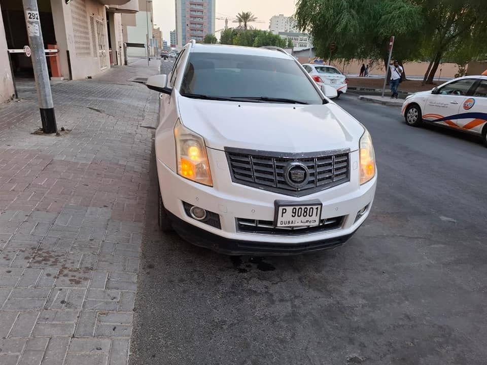 2015 Cadillac SRX in dubai