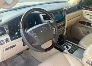 2014 Lexus LX 570