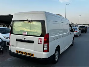 2022 Toyota Hiace