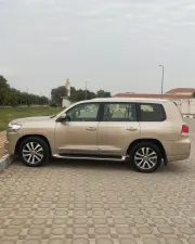 2018 Toyota Land Cruiser