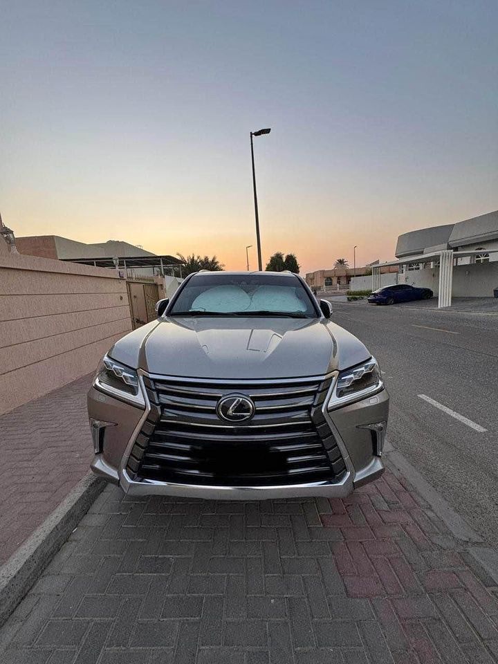 2020 Lexus LX 570 in dubai