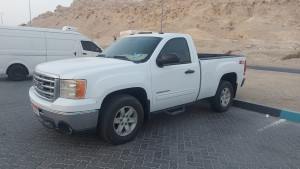 2011 GMC Sierra in dubai