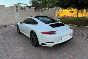 2017 Porsche 911 Carrera