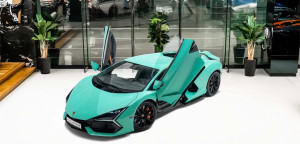 2024 Lamborghini Revuelto