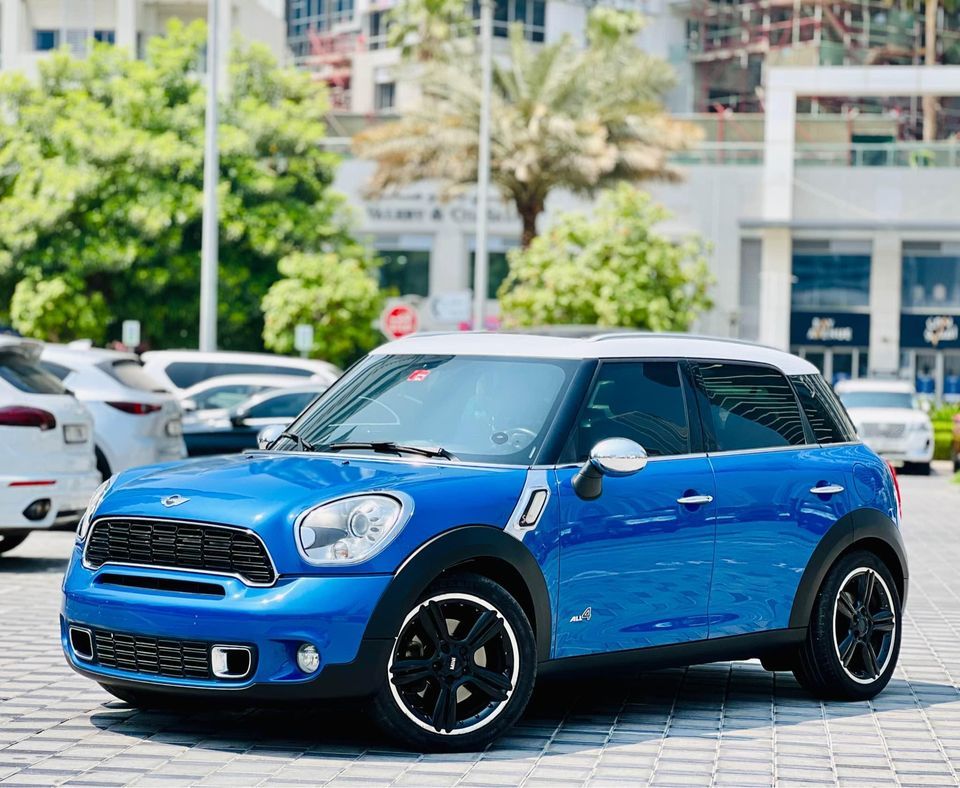 2013 Mini Countryman in dubai