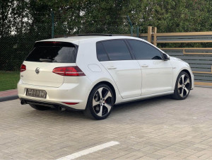 2016 Volkswagen Golf