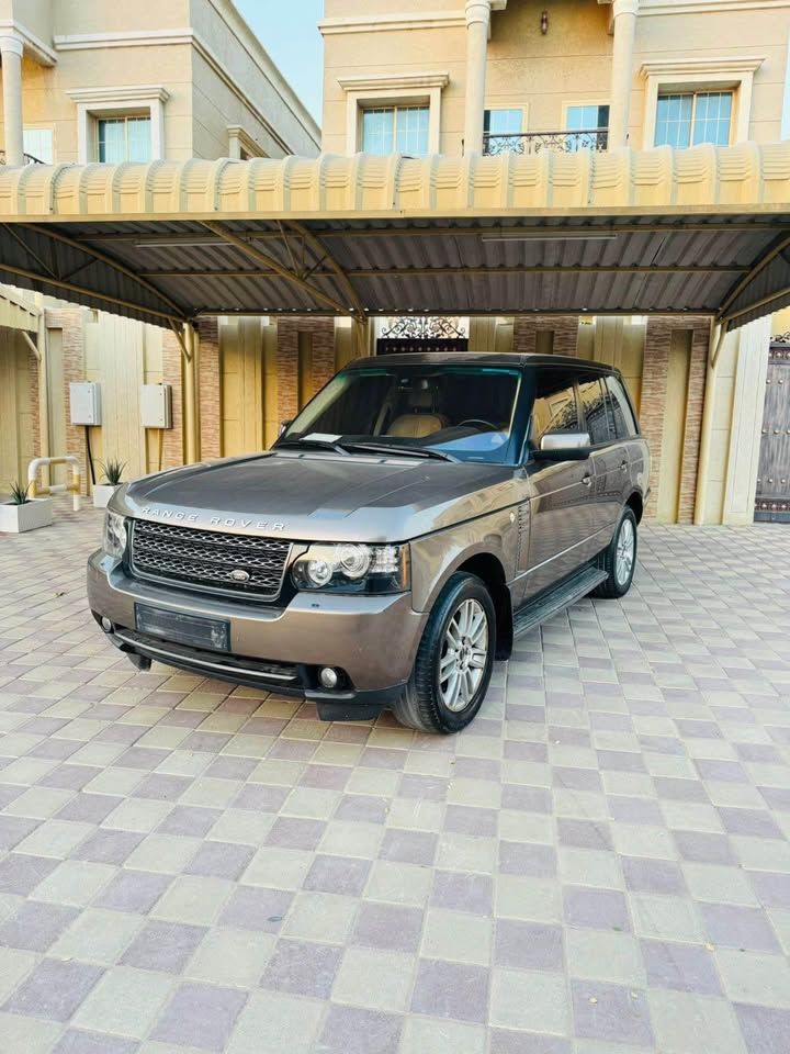 2012 Land Rover Range Rover in dubai