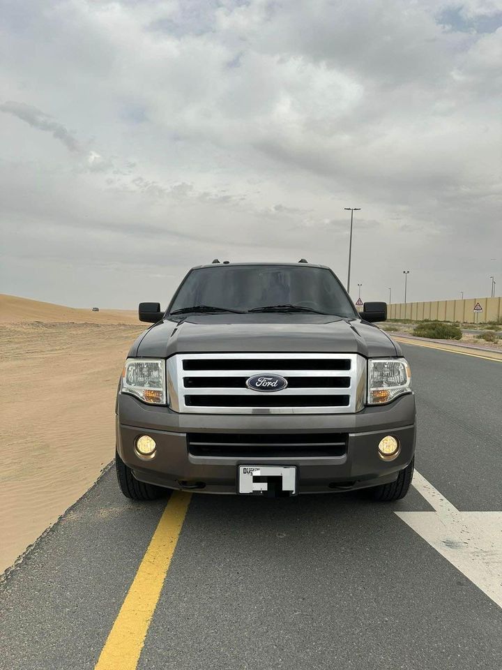 2012 Ford Expedition in dubai