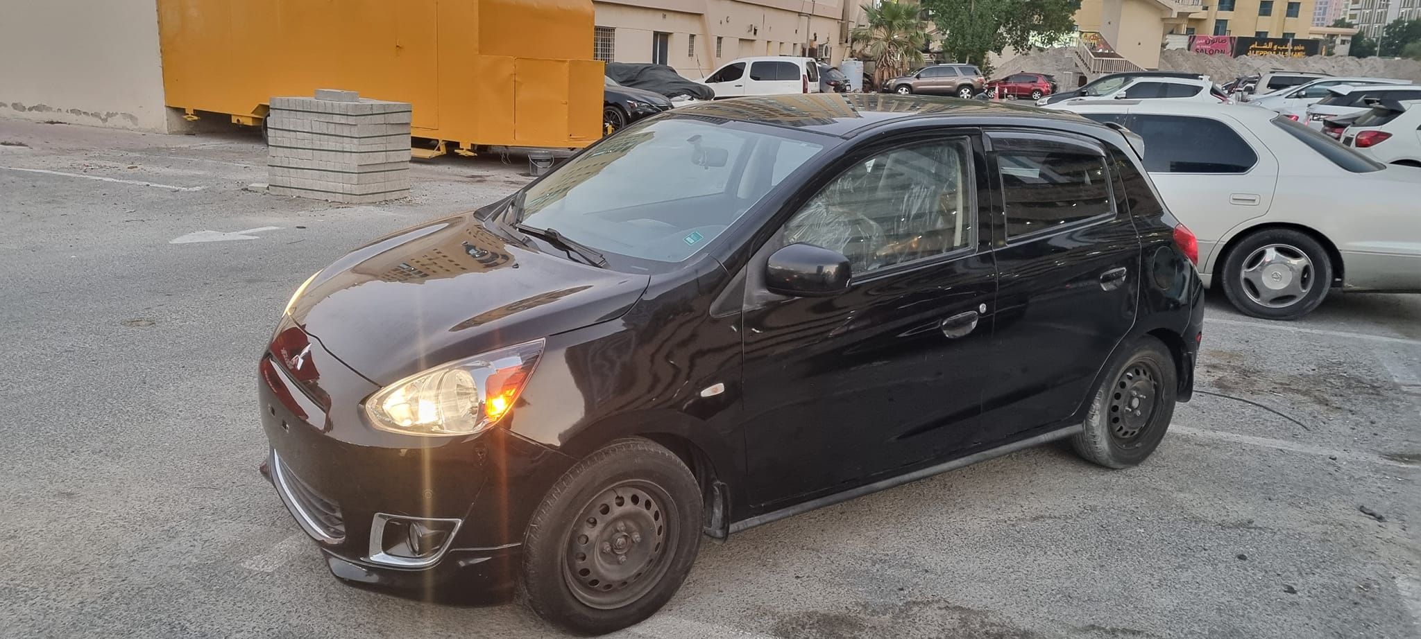 2015 Mitsubishi Mirage in dubai