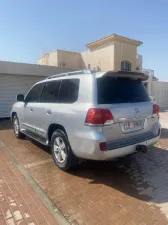 2015 Toyota Land Cruiser in dubai