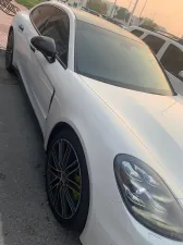 2020 Porsche Panamera