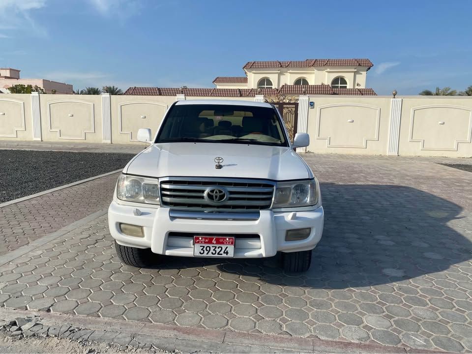 1998 Toyota Land Cruiser in dubai