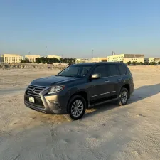 2016 Lexus GX in dubai