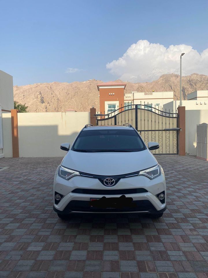 2018 Toyota Rav4 in dubai