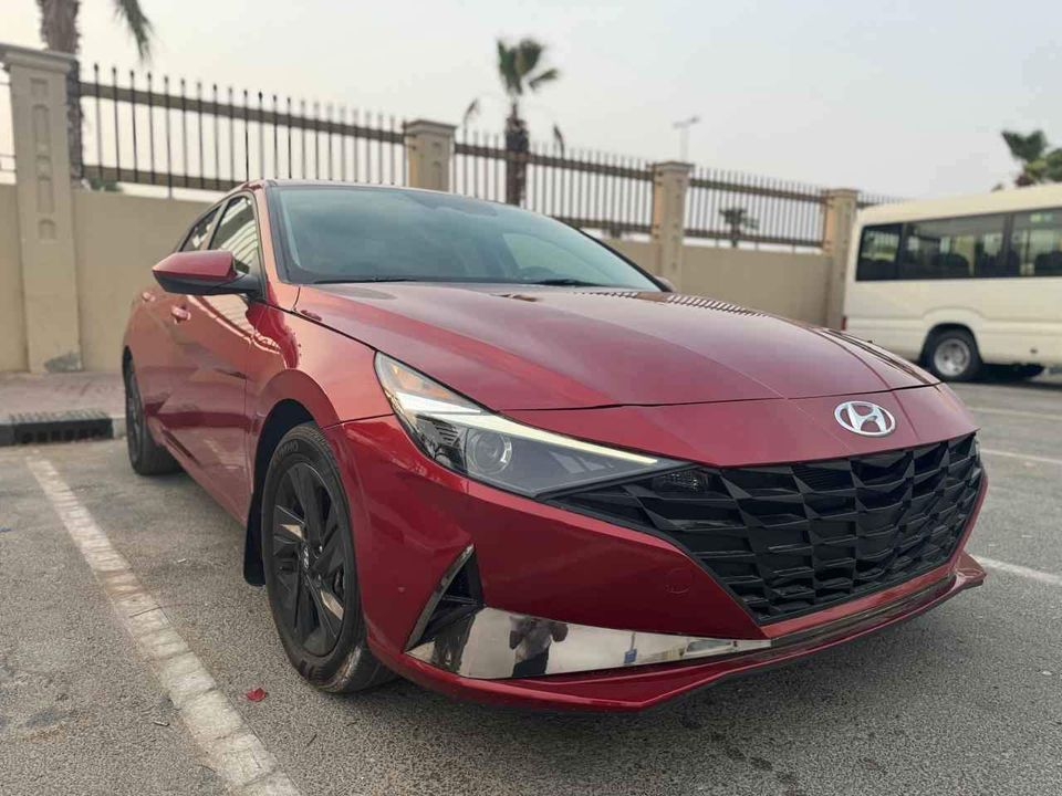 2021 Hyundai Elentra in dubai