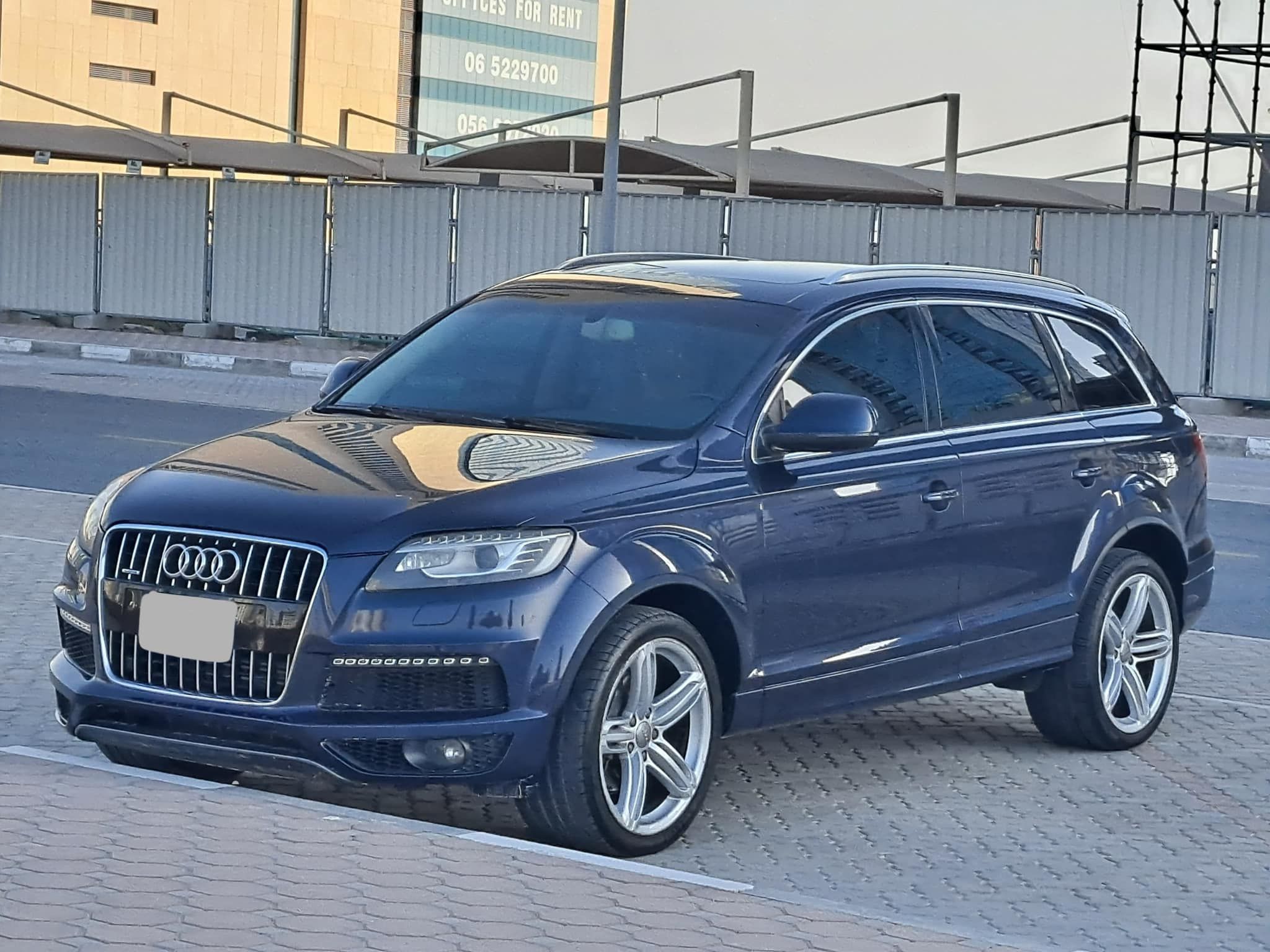 2013 Audi Q7 in dubai