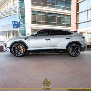 2023 Lamborghini URUS