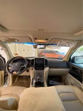 2016 Toyota Land Cruiser