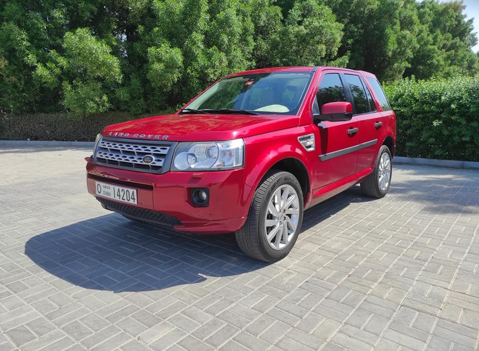 2012 Land Rover LR2 in dubai