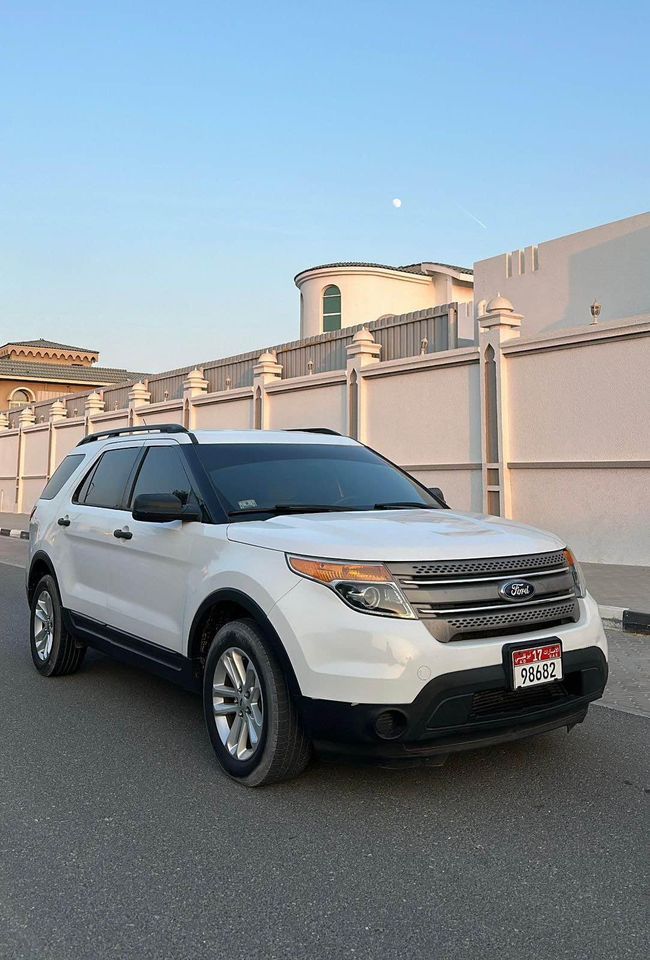 2015 Ford Explorer in dubai