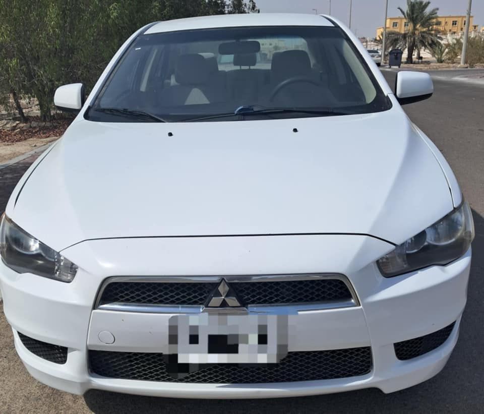 2014 Mitsubishi Lancer in dubai