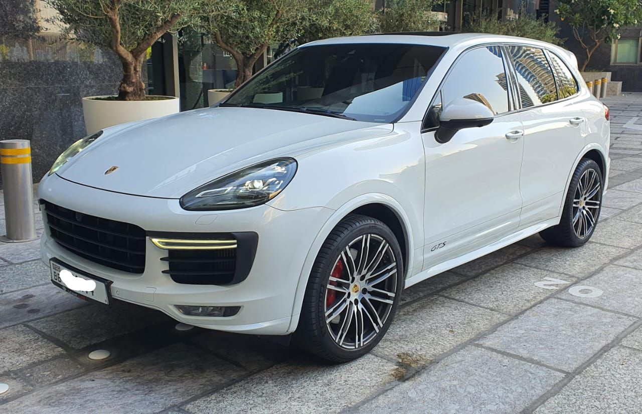 2016 Porsche Cayenne in dubai