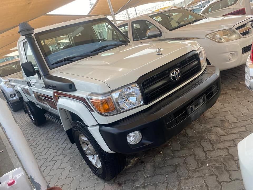 2016 Toyota Land Cruiser Pickup in dubai