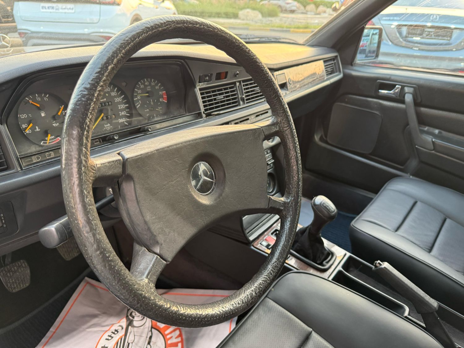 1986 Mercedes-Benz 220