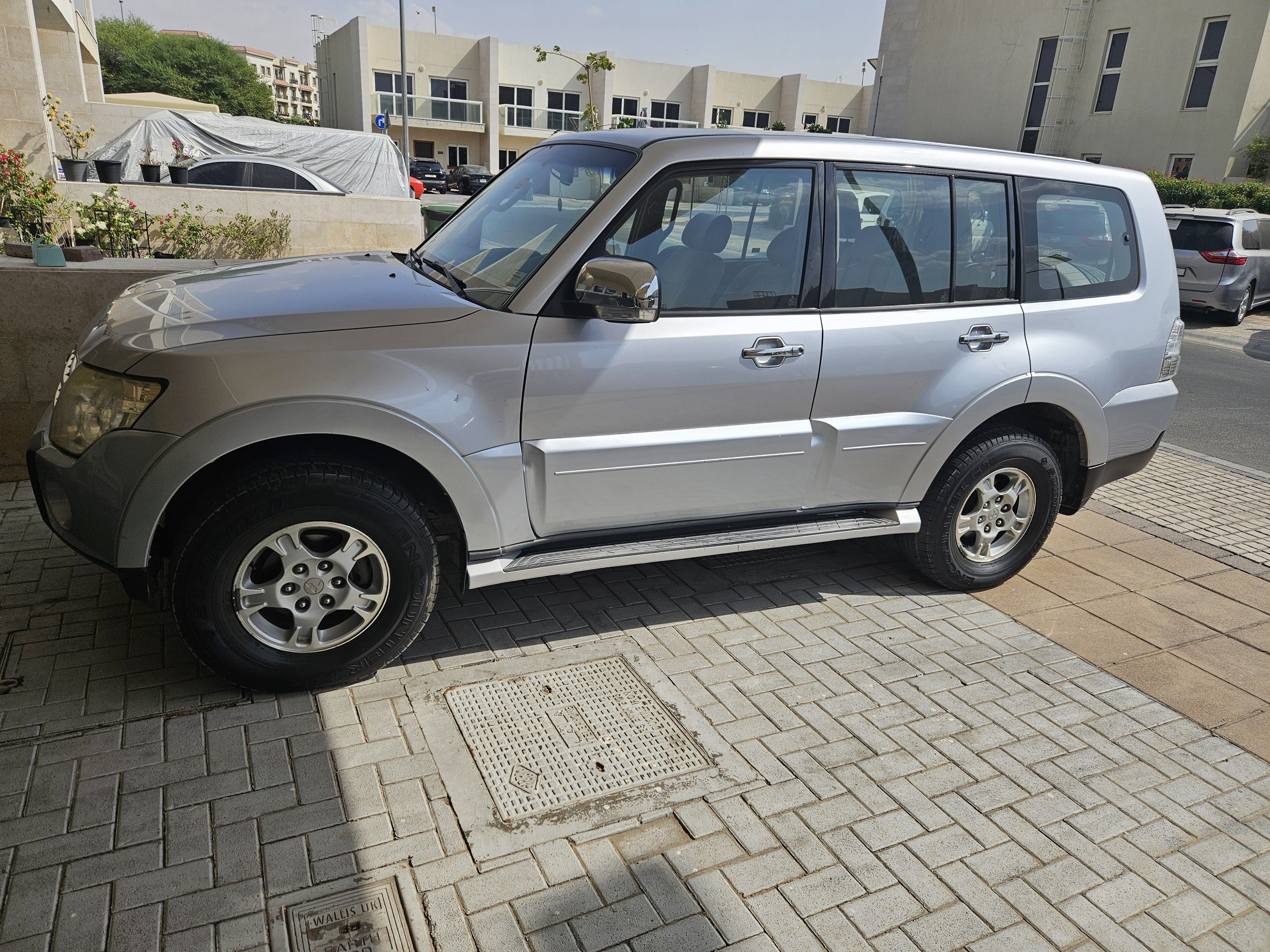 2009 Mitsubishi Pajero in dubai