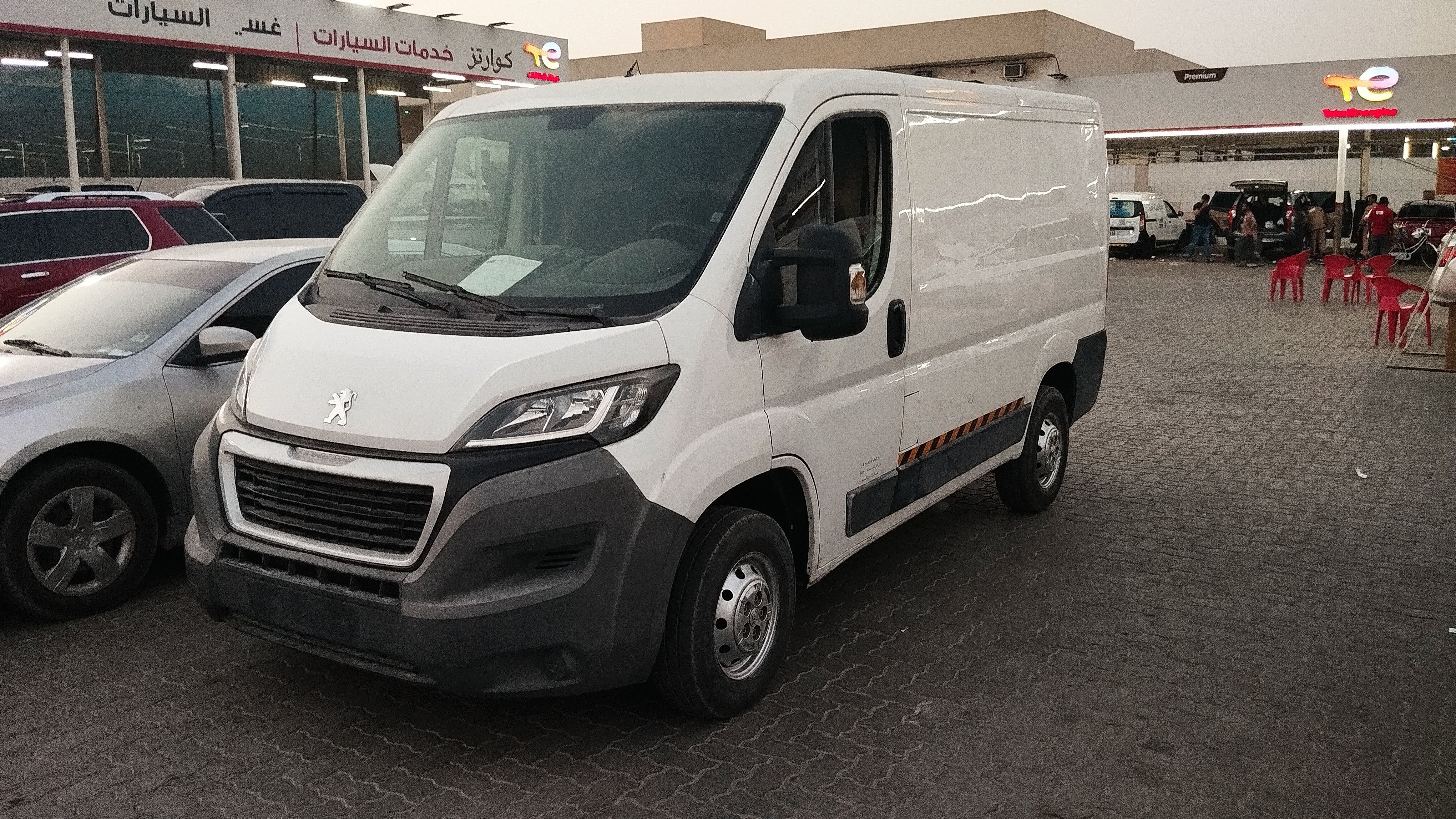 2015 Peugeot Boxer in dubai