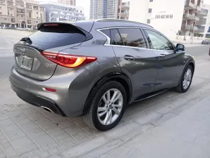 2017 Infiniti QX30