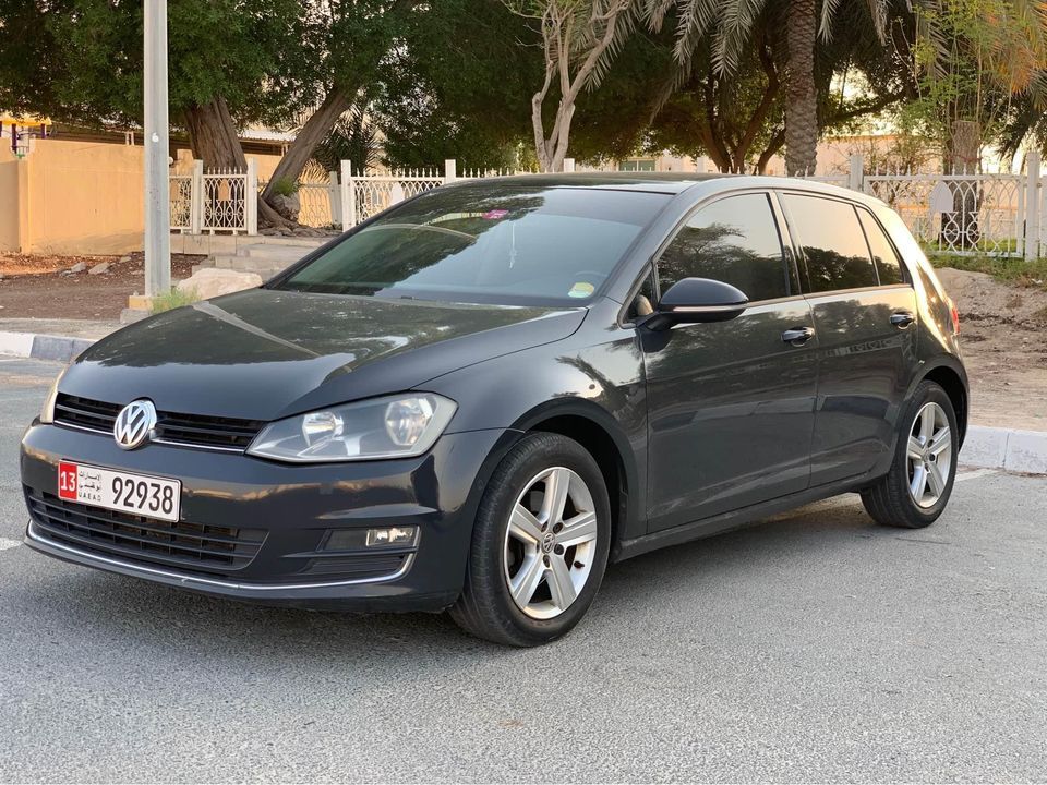 2015 Volkswagen Golf in dubai