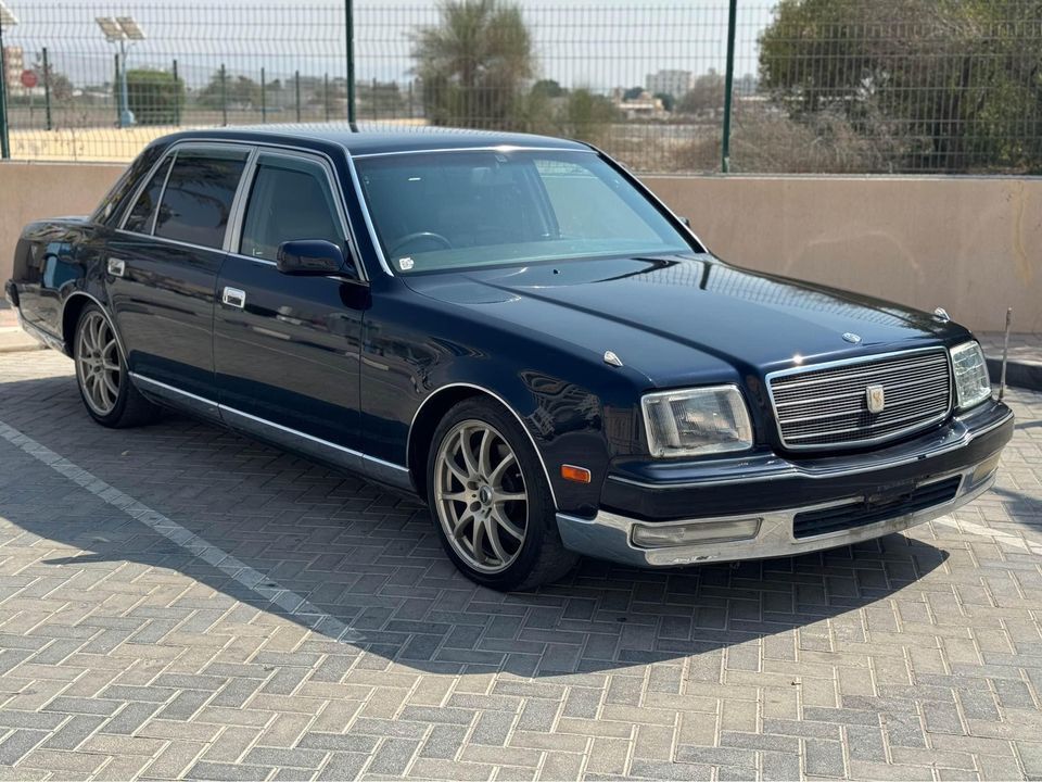 1994 Toyota Century in dubai