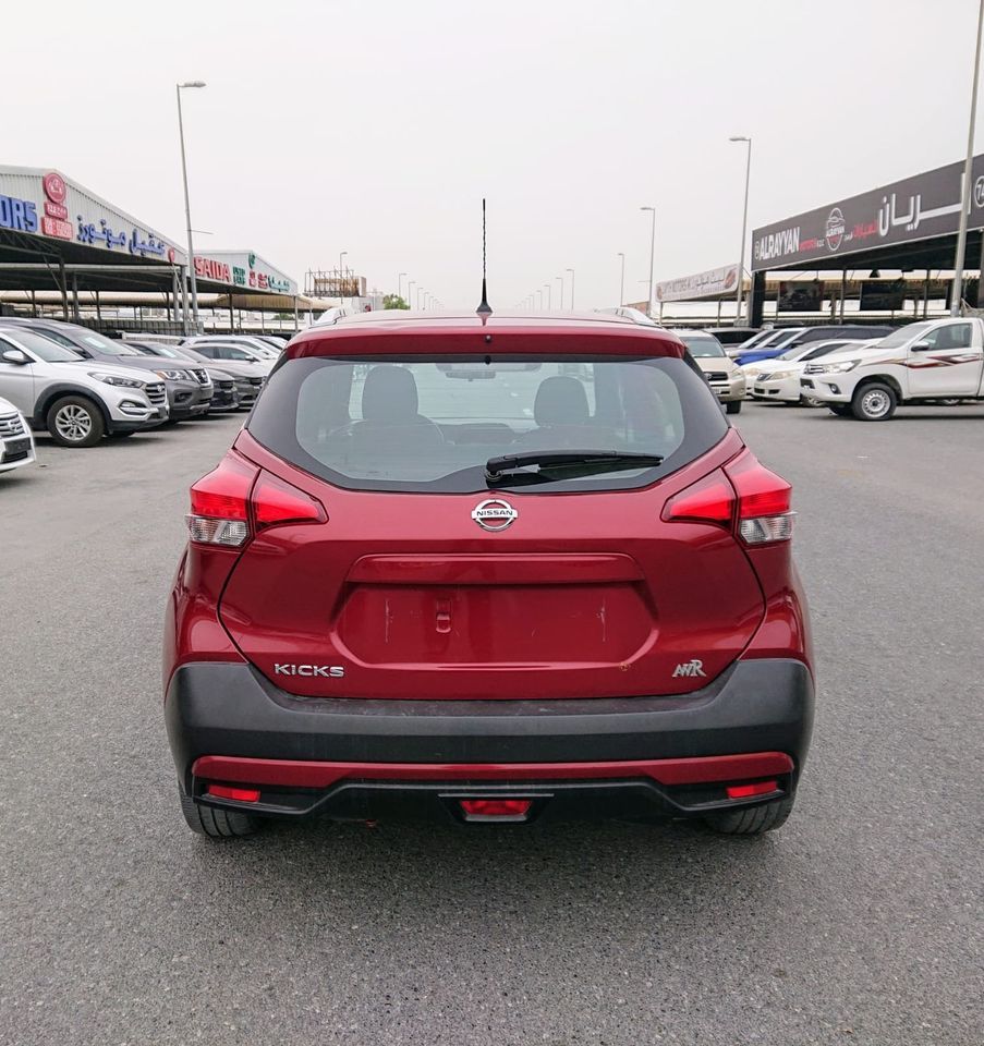 2020 Nissan KICKS