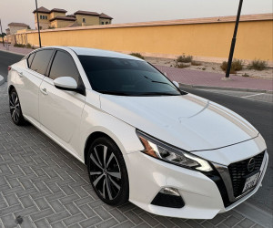 2021 Nissan Altima in dubai