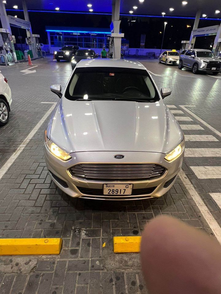 2014 Ford Fusion in dubai