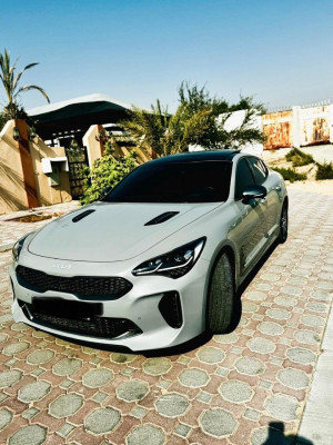 2022 Kia Stinger in dubai