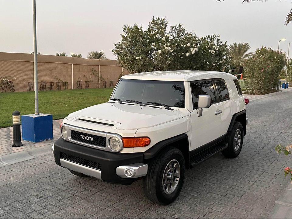 2013 Toyota FJ Cruiser in dubai