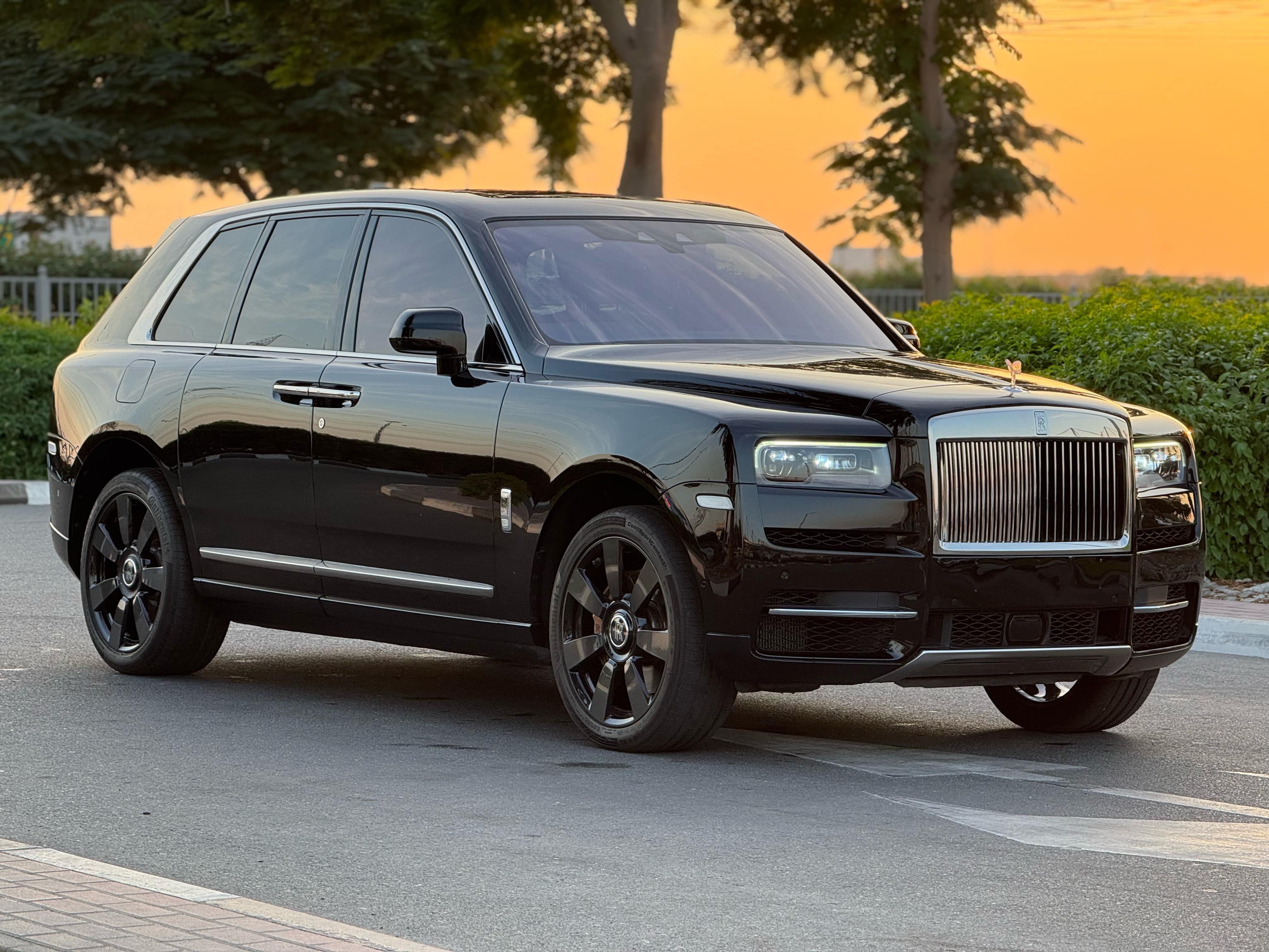 2019 Rolls Royce Cullinan in dubai