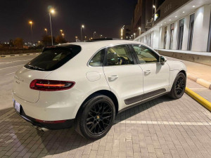 2015 Porsche Macan