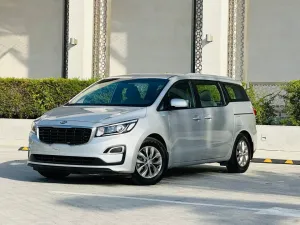 2020 Kia Carnival in dubai