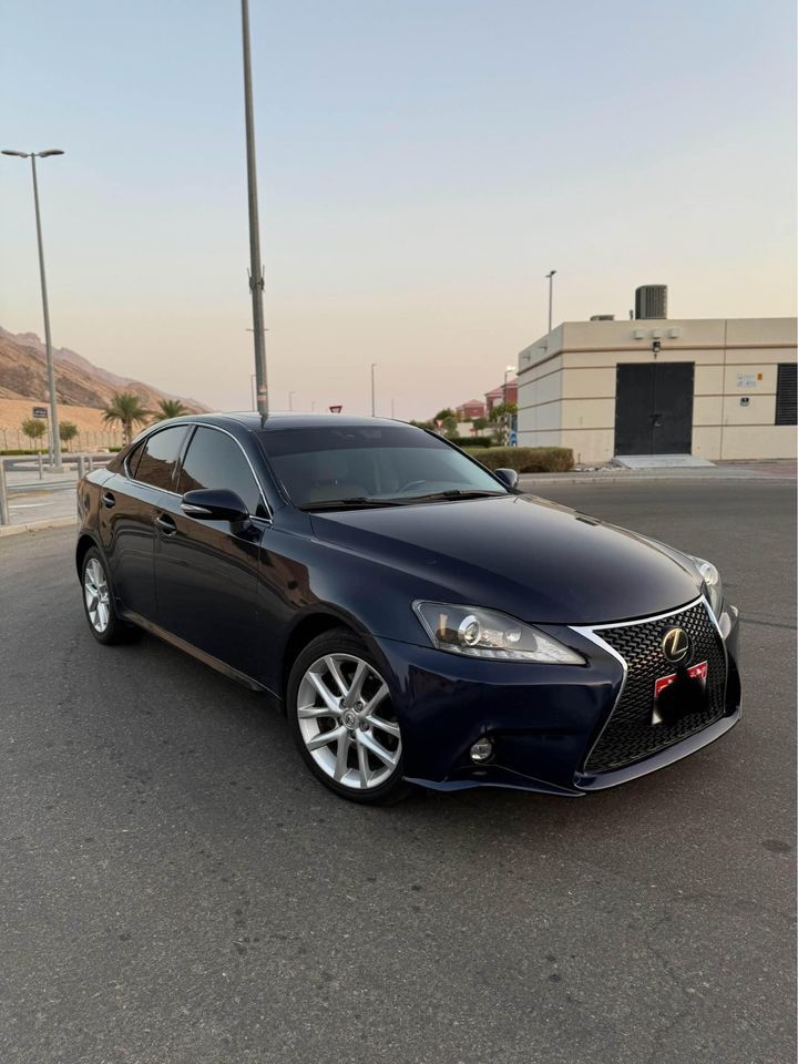 2012 Lexus IS