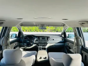 2020 Kia Carnival