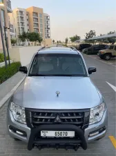 2013 Mitsubishi Pajero