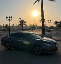 2017 Nissan Altima in dubai