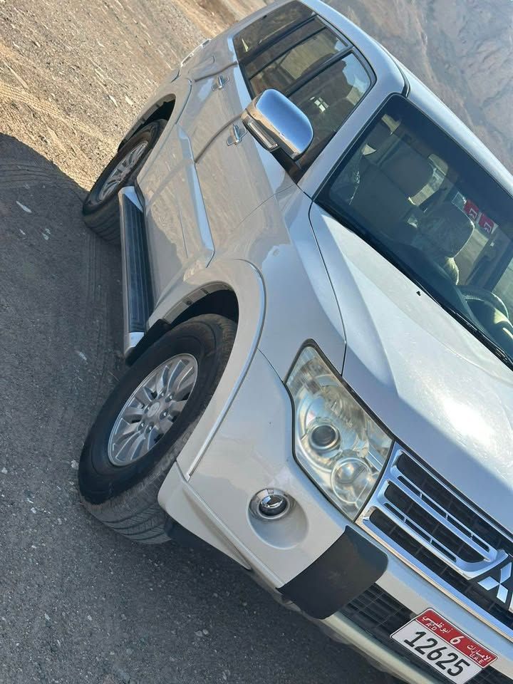 2011 Mitsubishi Pajero