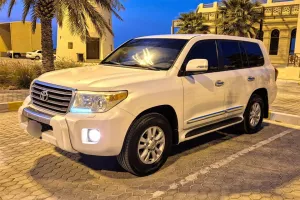 2013 Toyota Land Cruiser in dubai