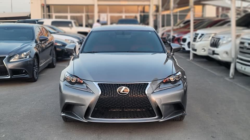 2016 Lexus IS